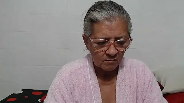 Snapshot of candy_mature_ chatting on December 2025 10:26:01 PM candy mature online show from December 2025 10:26:01 PM