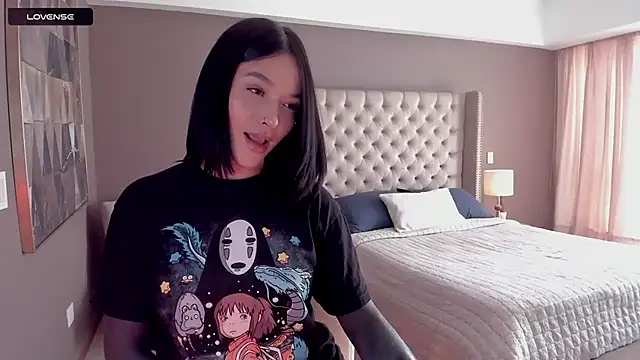 vangie  online show from November 2025 05:24:02 PM