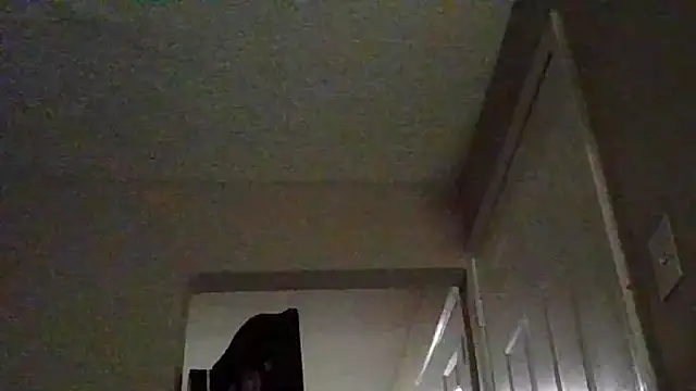 Snapshot of razzynolight chatting on November 2025 08:03:02 AM razzynolight online show from November 2025 08:03:02 AM