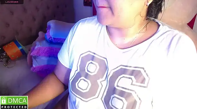 KittyHot20 online show from March 2025 01:00:02 AM