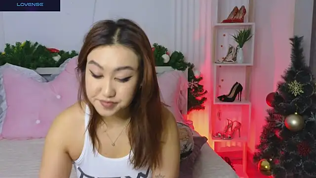Diana Moon  online show from December 2024 08:47:01 PM