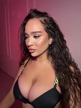 CardiSweetBaby online show from April 2026 09:43:01 PM