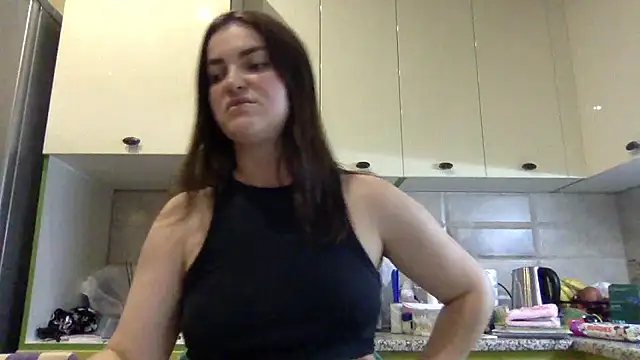 Karolina llove online show from September 2025 04:22:02 PM