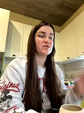 Karolina llove online show from November 2025 10:28:02 AM