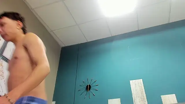 Snapshot of Rhaegal_hot chatting on February 2025 06:15:02 PM Rhaegal hot online show from February 2025 06:15:02 PM