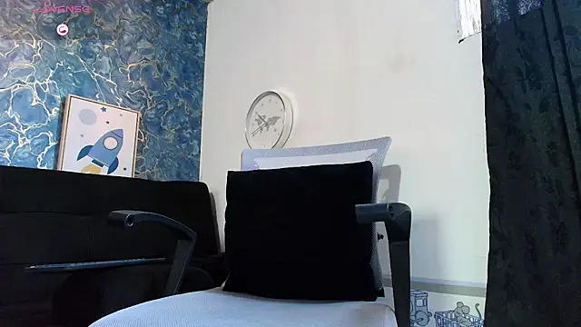 Snapshot of Rhaegal_hot chatting on June 2026 09:46:01 PM Rhaegal hot online show from June 2026 09:46:01 PM