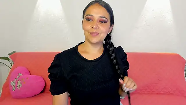 jessamond online show from October 2025 11:14:02 PM