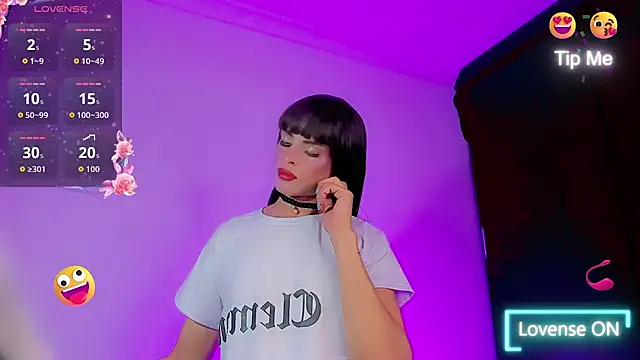 Snapshot of emperatrizhotwolf chatting on October 2025 11:17:02 PM emperatrizhotwolf online show from October 2025 11:17:02 PM