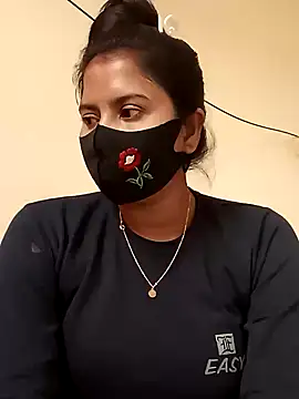 Snapshot of Cute_Nipa chatting on January 2025 03:26:01 AM Cute Nipa online show from January 2025 03:26:01 AM