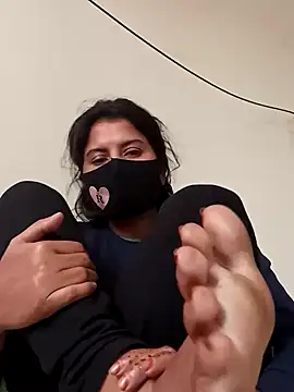 Snapshot of Cute_Nipa chatting on January 2025 05:45:02 AM Cute Nipa online show from January 2025 05:45:02 AM