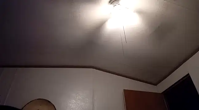 Xoc8  online show from February 2025 01:41:01 AM