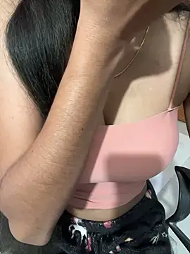 lallela online show from December 2024 11:39:01 PM