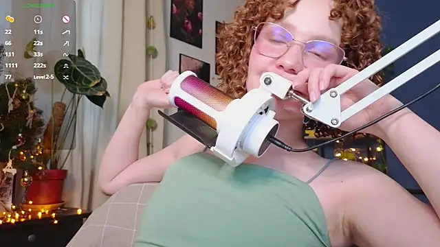 Snapshot of _lightmyfire chatting on December 2024 12:34:01 PM lightmyfire online show from December 2024 12:34:01 PM