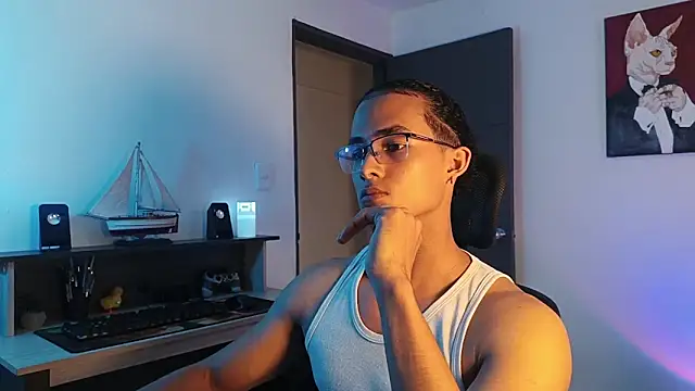 alejo x3 online show from November 2025 10:12:01 PM