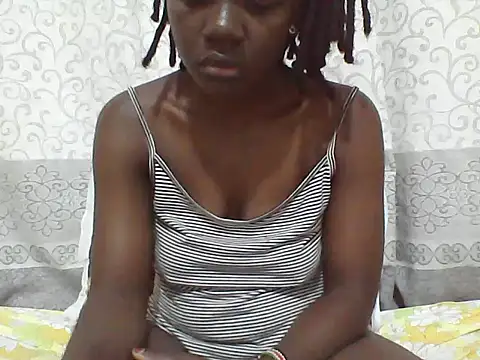 Snapshot of Ebony_Sweetcandy chatting on June 2026 01:08:02 AM Ebony Sweetcandy online show from June 2026 01:08:02 AM