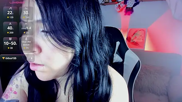 AilynRed online show from May 2026 11:12:02 PM