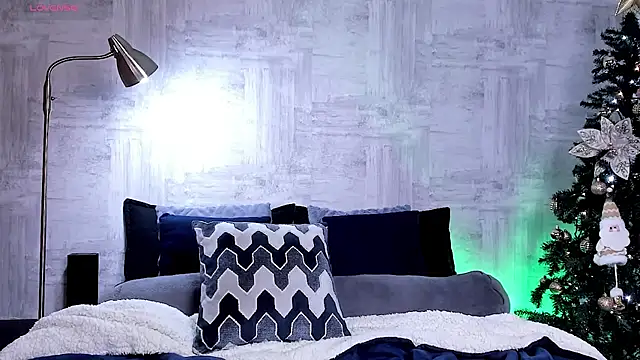 Snapshot of SymonPrince chatting on January 2026 11:18:01 PM SymonPrince online show from January 2026 11:18:01 PM