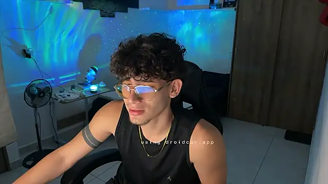 Snapshot of Kisan_Smith chatting on February 2026 03:48:01 AM Kisan Smith online show from February 2026 03:48:01 AM