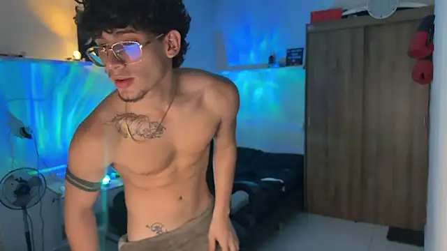 Snapshot of Kisan_Smith chatting on February 2026 04:31:01 AM Kisan Smith online show from February 2026 04:31:01 AM