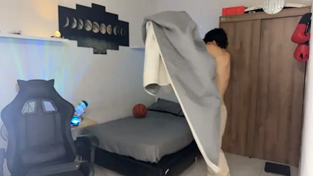 Snapshot of Kisan_Smith chatting on February 2026 03:48:01 AM Kisan Smith online show from February 2026 03:48:01 AM