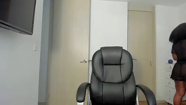 charlotte tiller online show from April 2026 05:57:01 AM