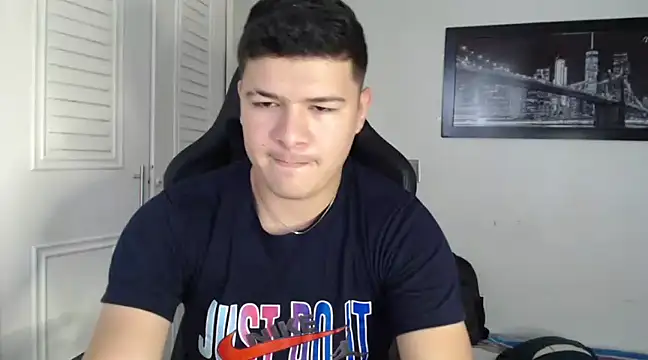 Plug Control online show from December 2024 07:38:02 PM