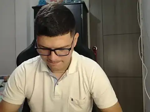 Plug Control online show from March 2025 02:21:02 PM