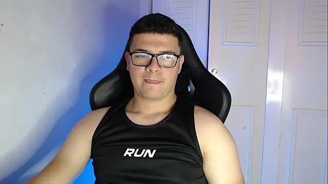 Plug Control online show from September 2025 04:21:02 PM