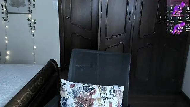 Snapshot of BlueBerry____ chatting on September 2025 09:50:01 PM BlueBerry online show from September 2025 09:50:01 PM