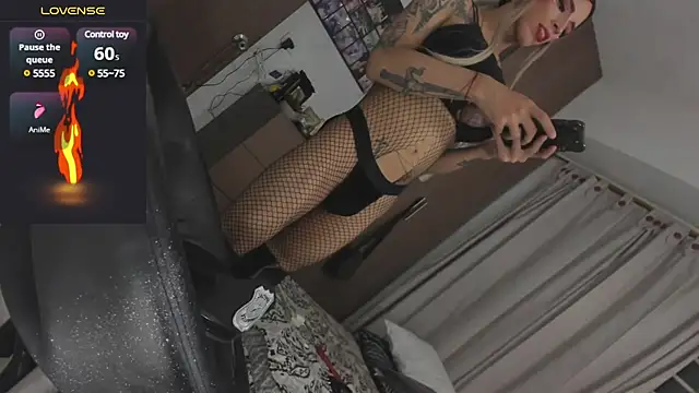 MissIvanna online show from March 2025 01:43:01 AM