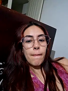 marlynmartinez online show from October 2025 02:52:01 AM