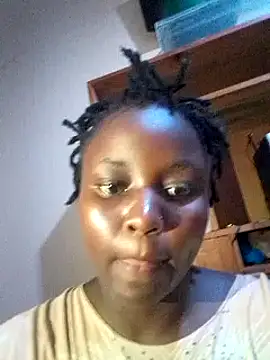 Snapshot of sweetcandy_22y chatting on December 2024 09:45:01 PM sweetcandy 22y online show from December 2024 09:45:01 PM