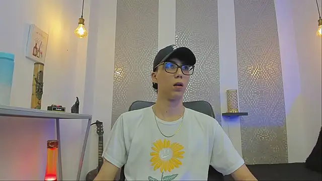 Nikolay Gregori online show from September 2025 04:05:02 AM