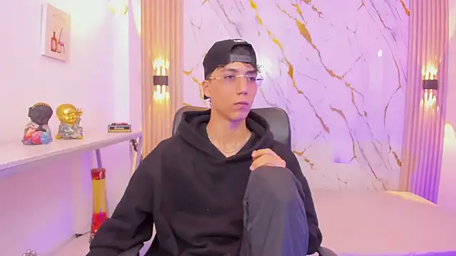 Nikolay Gregori online show from January 2026 04:05:02 AM