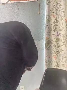 Miguel16i online show from February 2025 09:47:02 PM