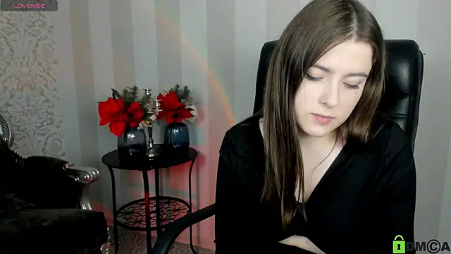 Haley Gars online show from October 2025 12:58:01 PM