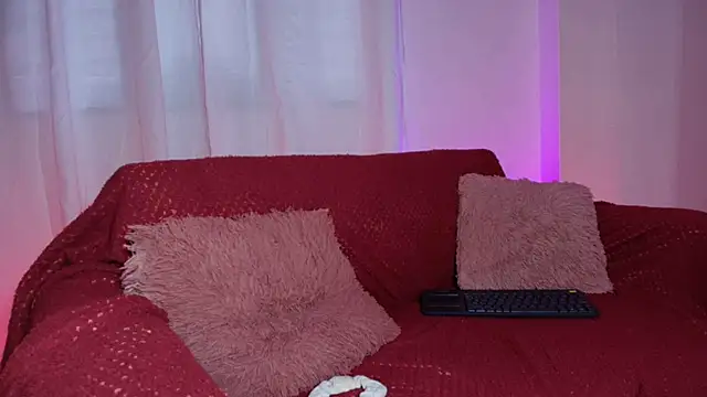 emy colee online show from March 2026 11:00:02 PM