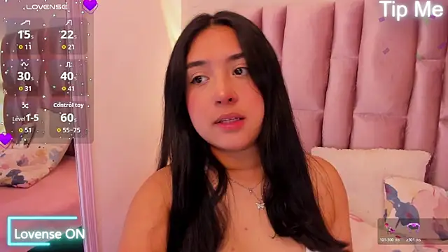 NikyBrookss online show from February 2026 01:32:02 PM