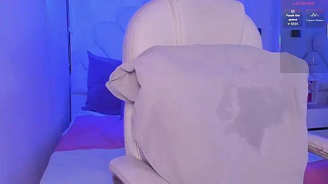 Snapshot of kitty_roouse chatting on January 2026 06:51:02 AM kitty roouse online show from January 2026 06:51:02 AM