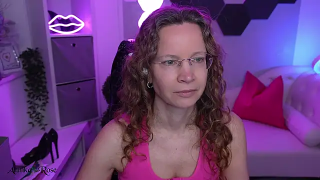 AnnikaRose online show from February 2026 07:26:01 AM
