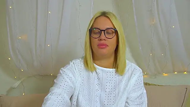 MariaNeumann online show from February 2026 06:09:01 PM