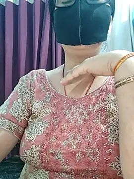 Snapshot of Aishwaryaa_69 chatting on June 2026 03:31:02 AM Aishwaryaa 69 online show from June 2026 03:31:02 AM