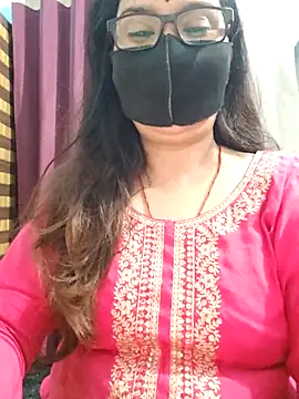 Snapshot of Aishwaryaa_69 chatting on July 2026 06:38:02 AM Aishwaryaa 69 online show from July 2026 06:38:02 AM