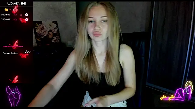  NigoNika online show from October 2025 12:02:02 AM