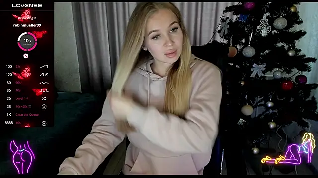  NigoNika online show from December 2025 12:10:02 PM