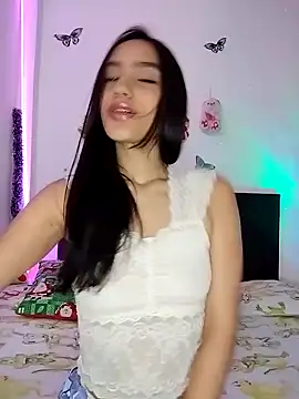 Snapshot of pleasure_and_fantasy chatting on January 2025 07:07:01 PM pleasure and fantasy online show from January 2025 07:07:01 PM