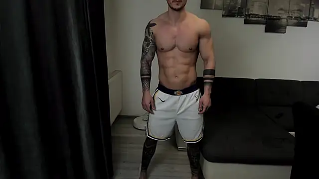 Richarddarell1 online show from February 2026 07:03:02 AM