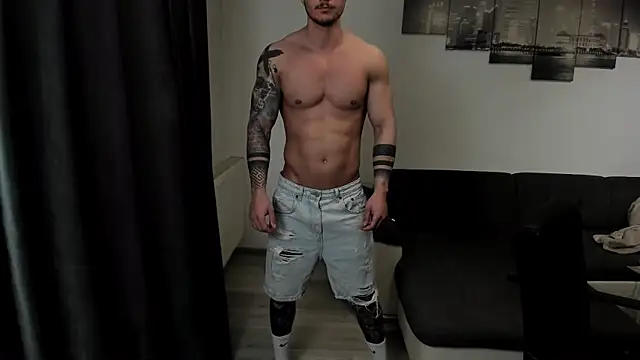 Richarddarell1 online show from March 2026 06:16:02 AM