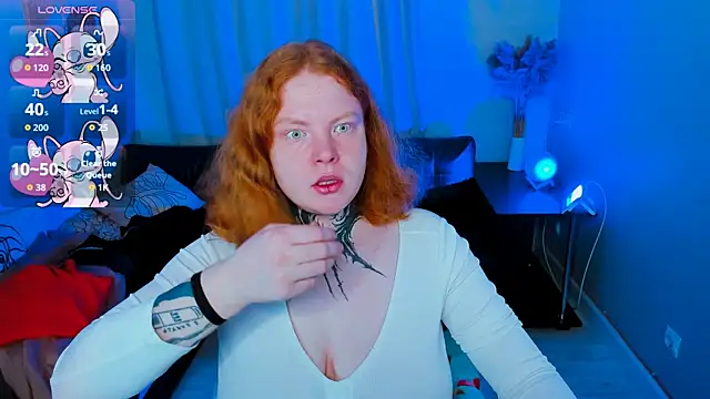 Snapshot of Cassie_xKiss chatting on November 2025 08:30:01 PM Cassie xKiss online show from November 2025 08:30:01 PM