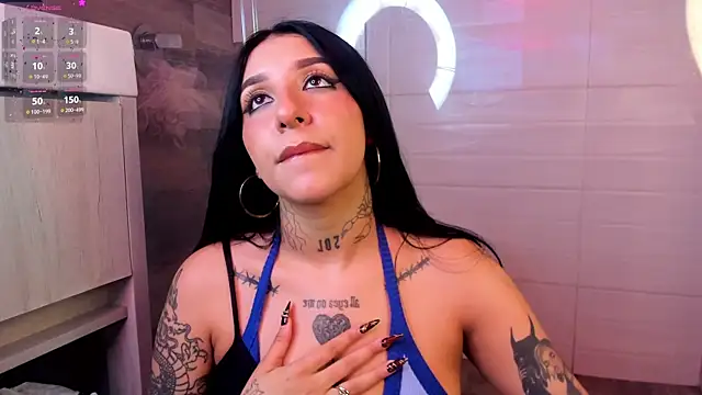 Leiaa  online show from February 2026 03:35:01 AM